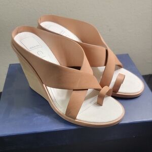 Dolce Vita Jaylyn Women's Leather Criss-Cross Strap Wedge Sandals